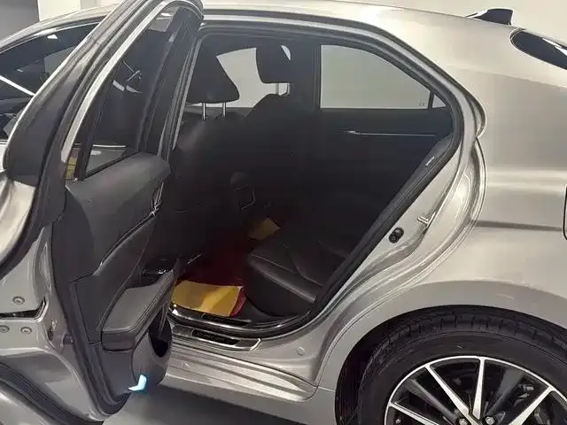 Toyota Camry 2022 из CN, фото 10