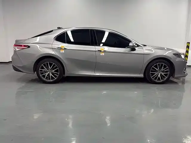 Toyota Camry 2022 из CN, фото 4