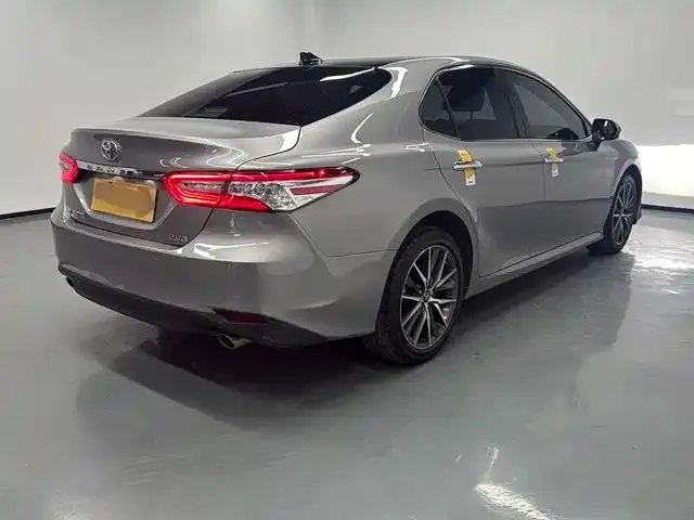 Toyota Camry 2022 из CN, фото 2