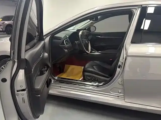 Toyota Camry 2022 из CN, фото 8