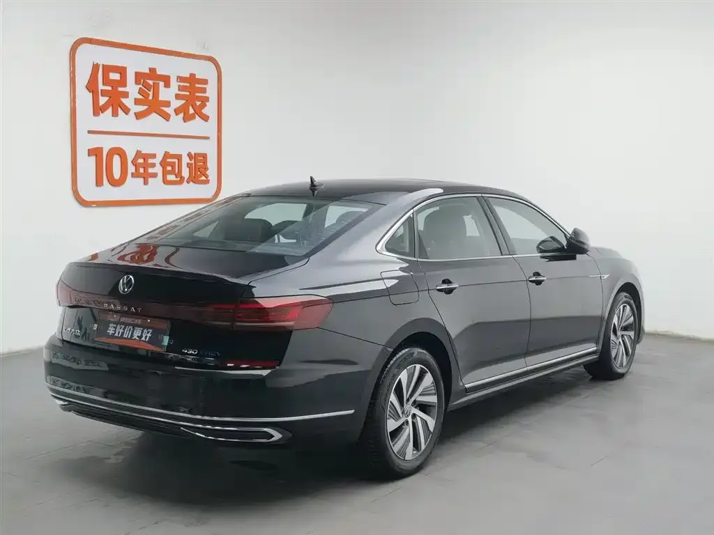 Volkswagen Passat New Energy — фото 6