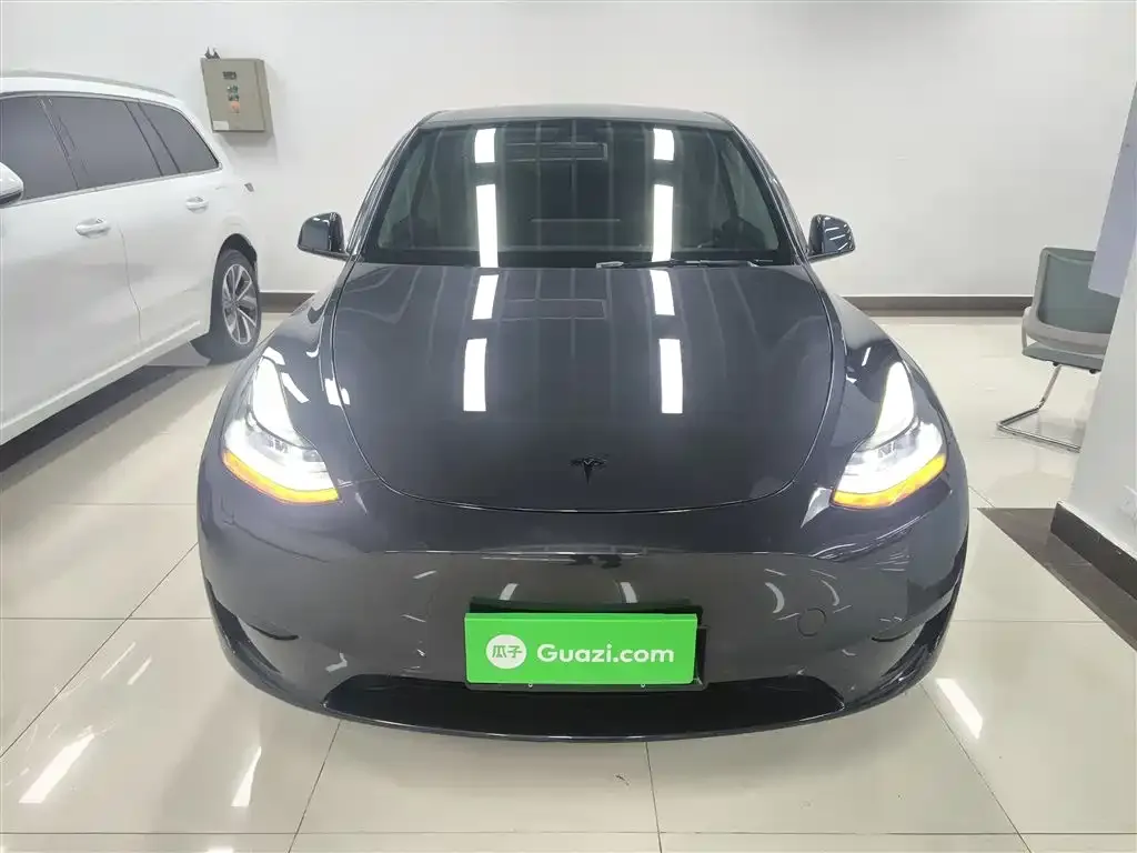 Tesla Model Y 2025 из CN, фото 2