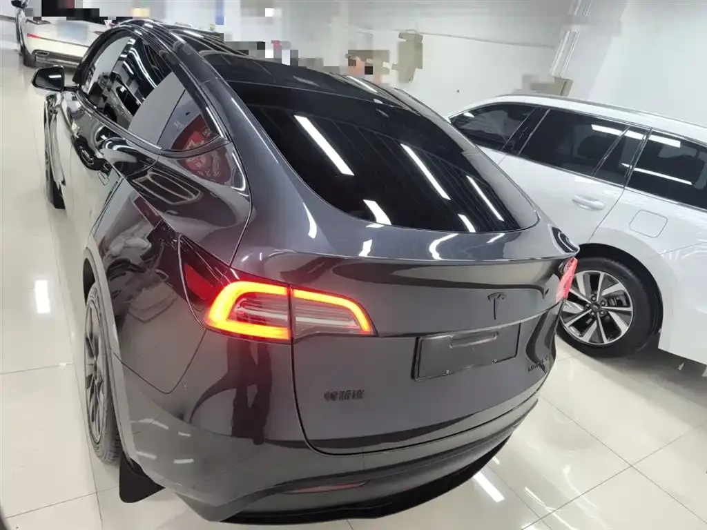 Tesla Model Y 2025 из CN, фото 8
