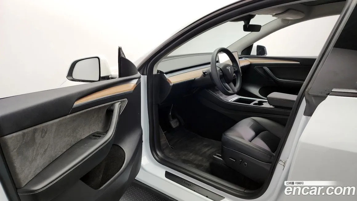 Tesla Model Y 2024 из KR, фото 5
