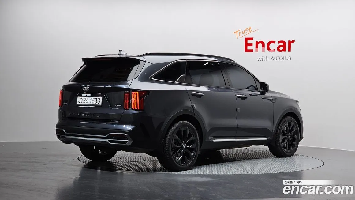 Kia Sorento — фото 6