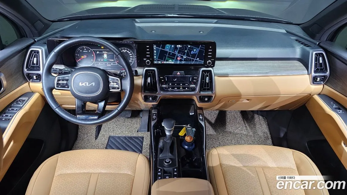 Kia Sorento — фото 7