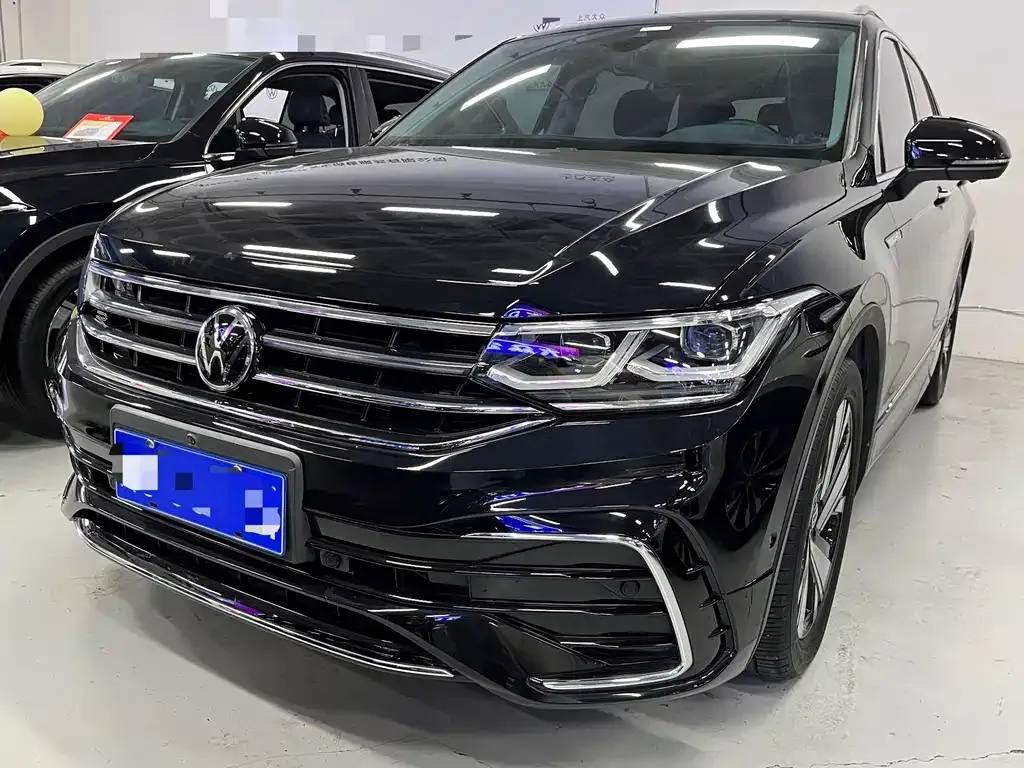 Volkswagen Tiguan L 2023 из CN, фото 1