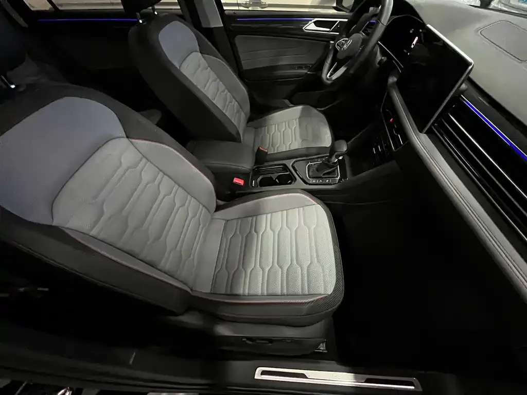 Volkswagen Tiguan L 2023 из CN, фото 8