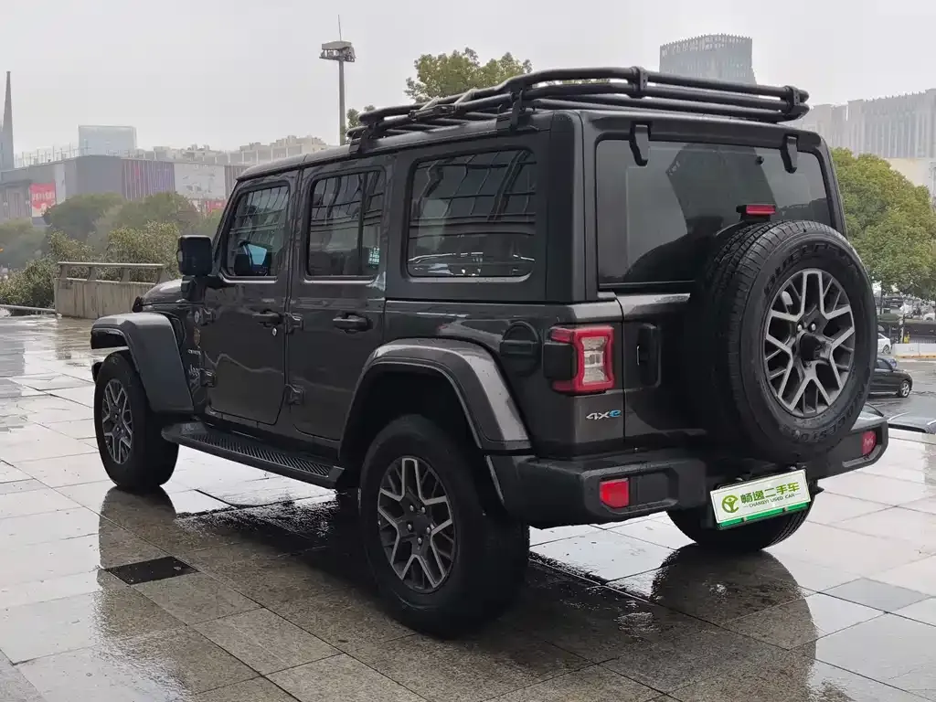 Jeep Wrangler PHEV 2022 из CN, фото 3