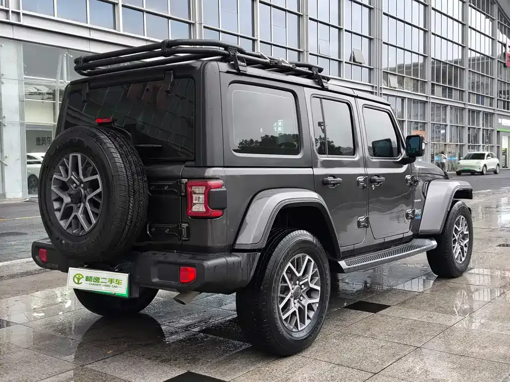 Jeep Wrangler PHEV 2022 из CN, фото 10