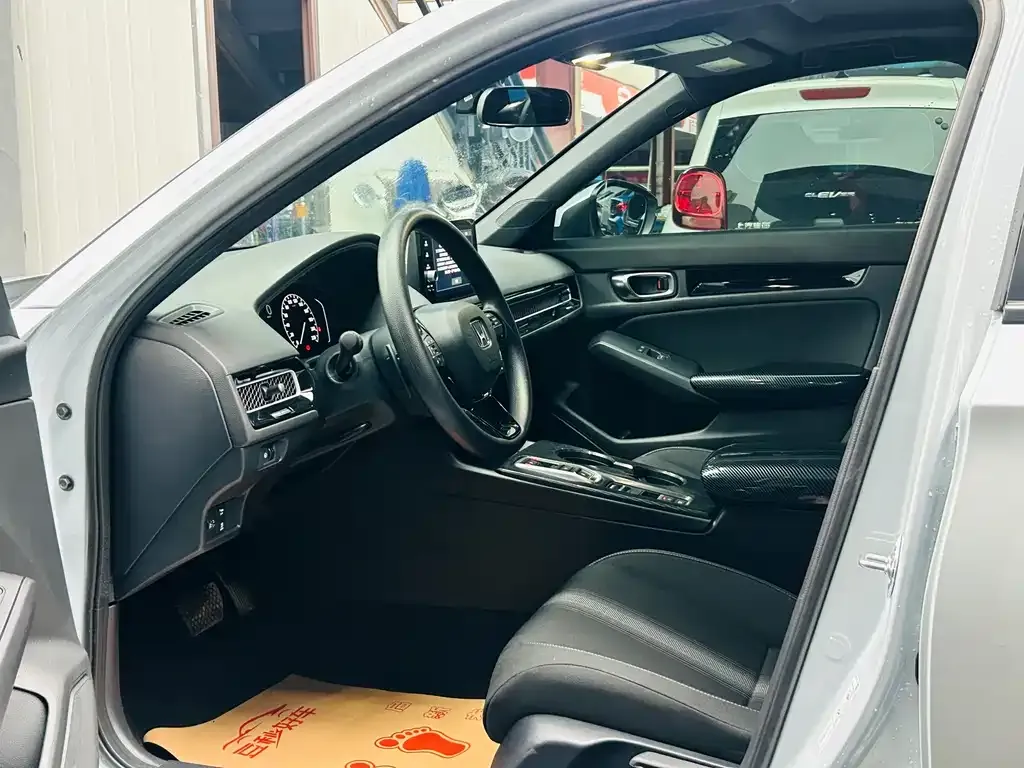Honda Civic 2025 из CN, фото 4