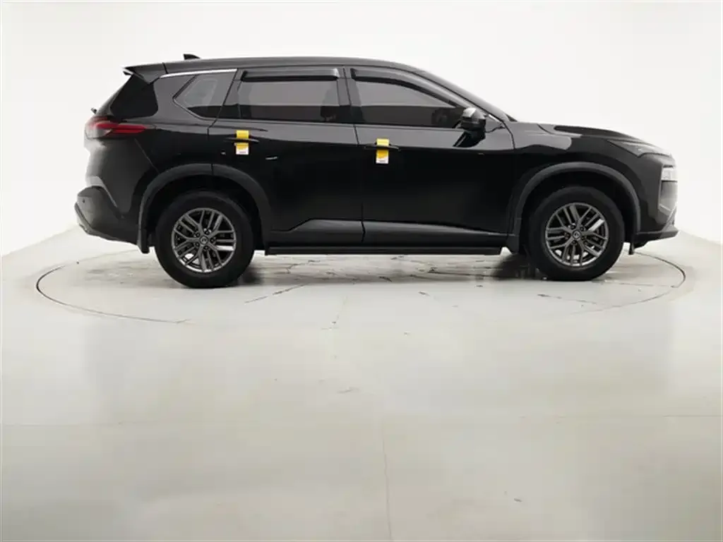 Nissan X-Trail — фото 10