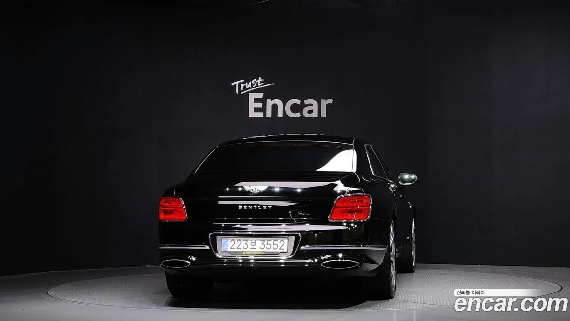 Bentley Flying Spur 2022 из KR, фото 7