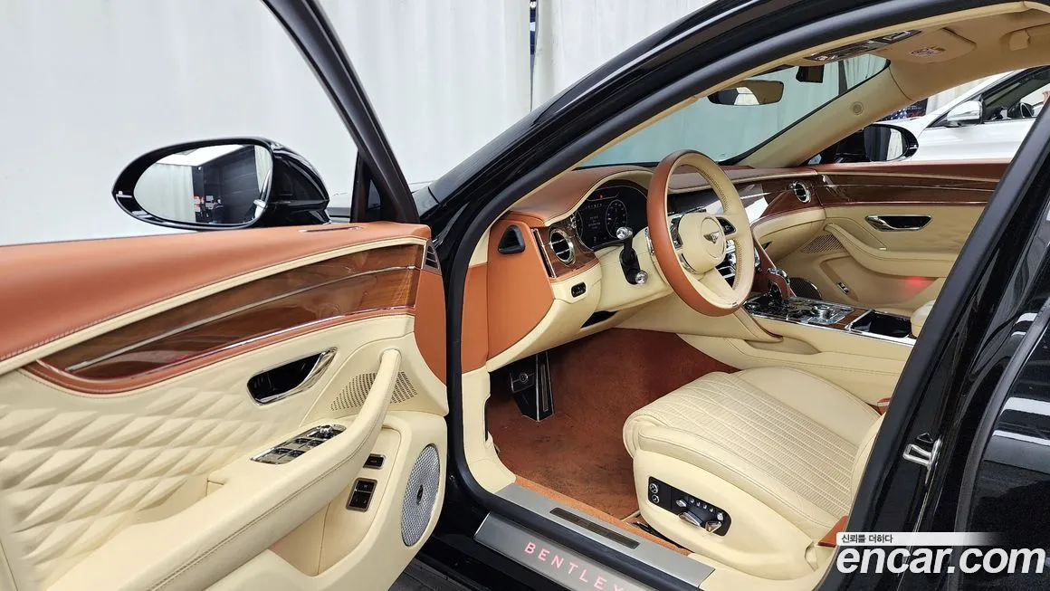 Bentley Flying Spur 2022 из KR, фото 5