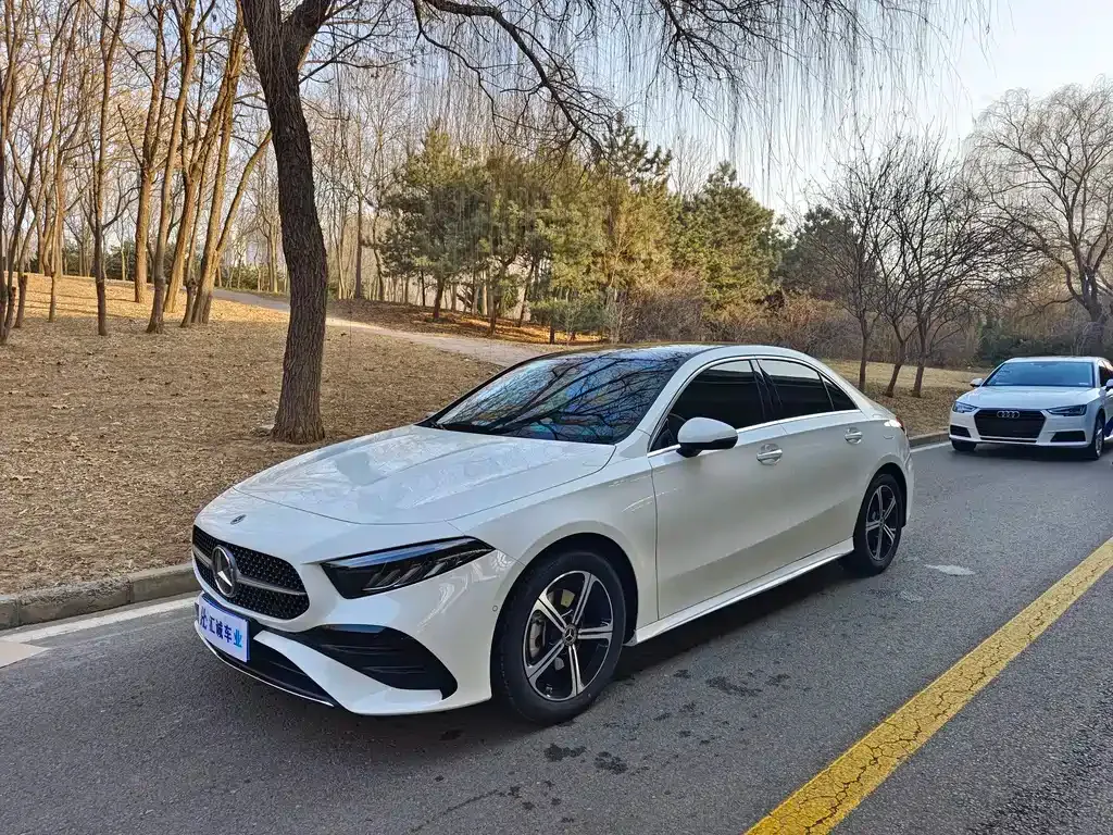 Mercedes-Benz A-Class — фото 1