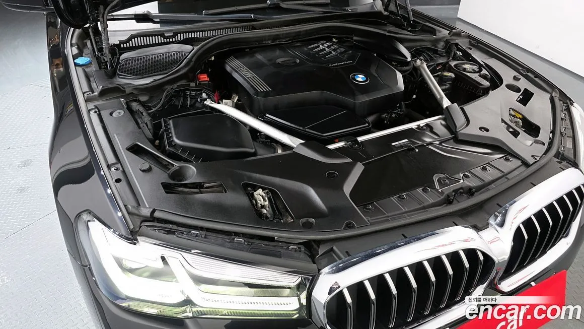 BMW 5-Series 2022 из KR, фото 10