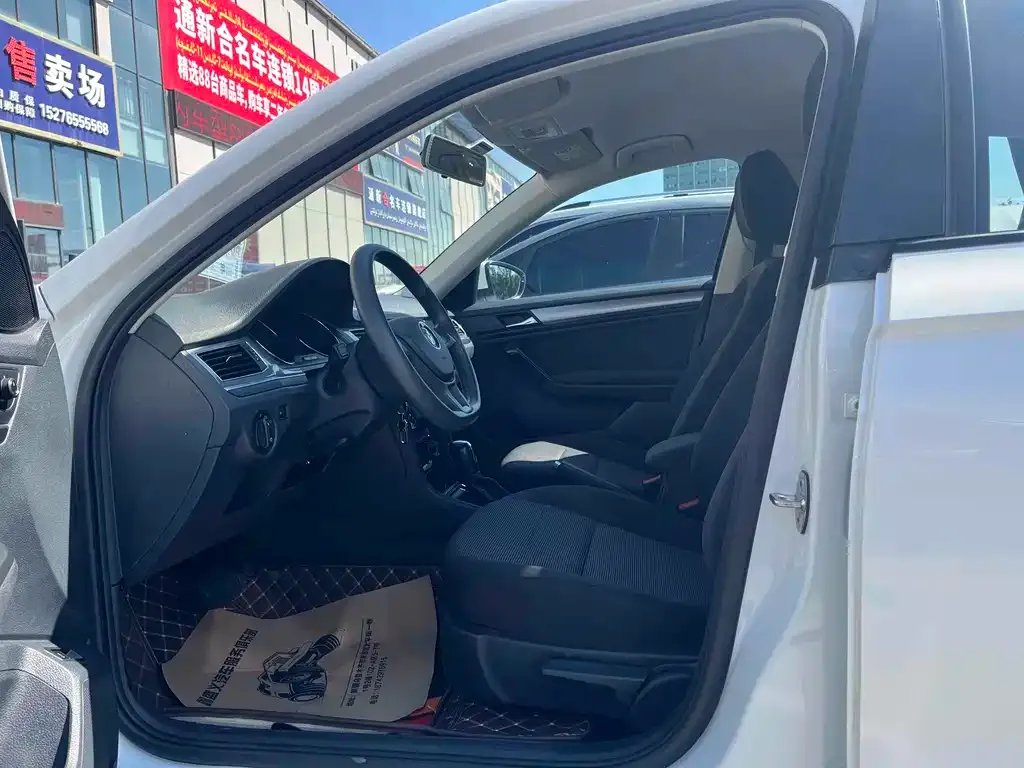 Volkswagen Bora 2022 из CN, фото 8