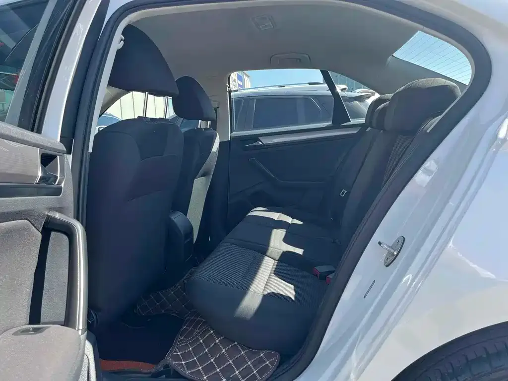 Volkswagen Bora 2022 из CN, фото 6