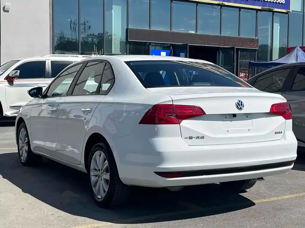 Volkswagen Bora 2022 из CN, фото 4