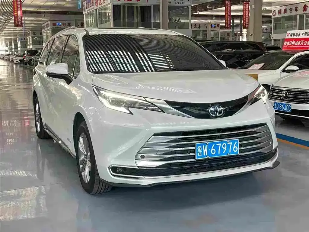 Toyota Sienna 2022 из CN, фото 10