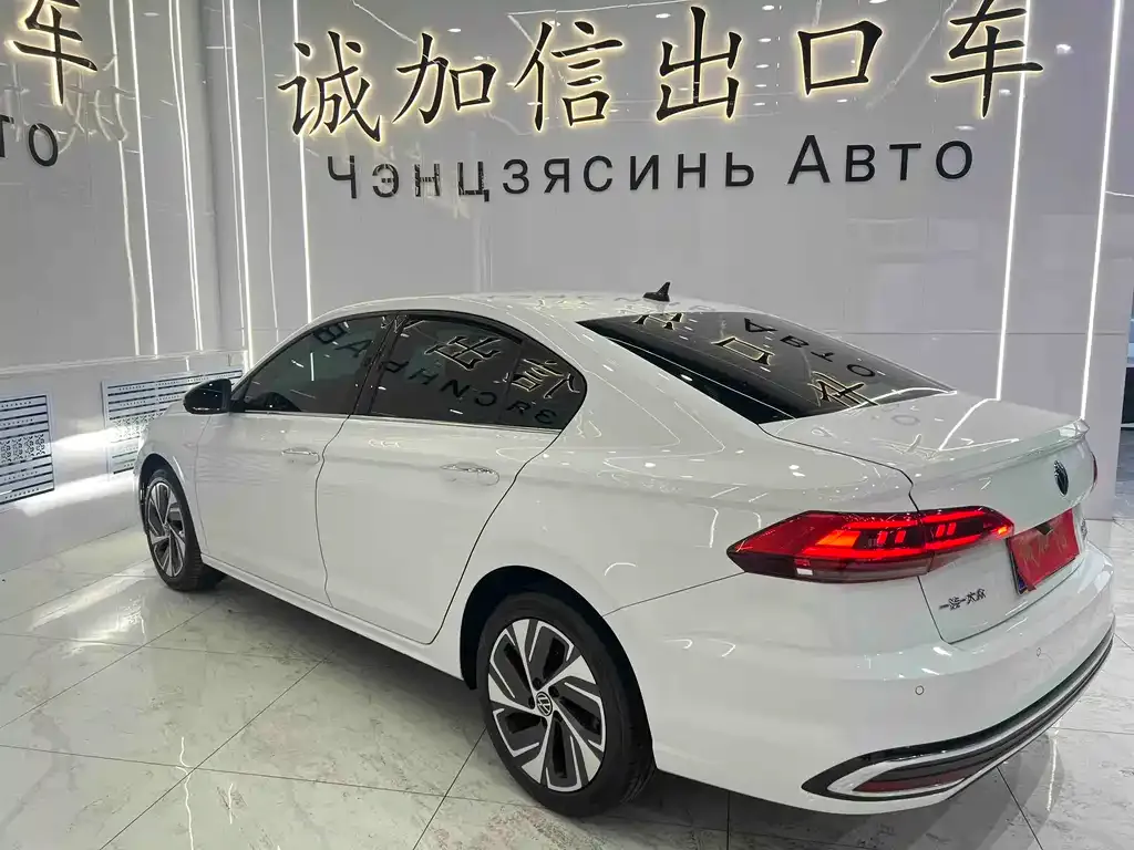 Volkswagen Bora 2022 из CN, фото 2