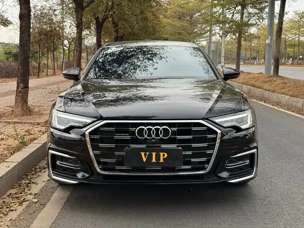 Audi A6L — фото 8