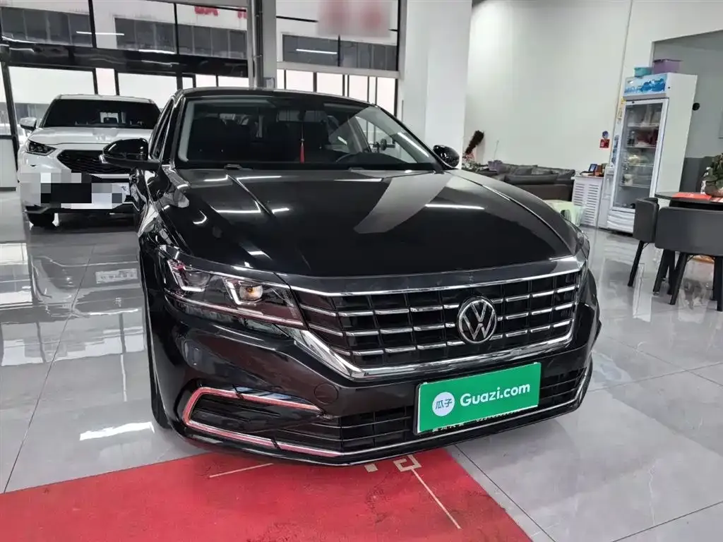 Volkswagen Passat — фото 7