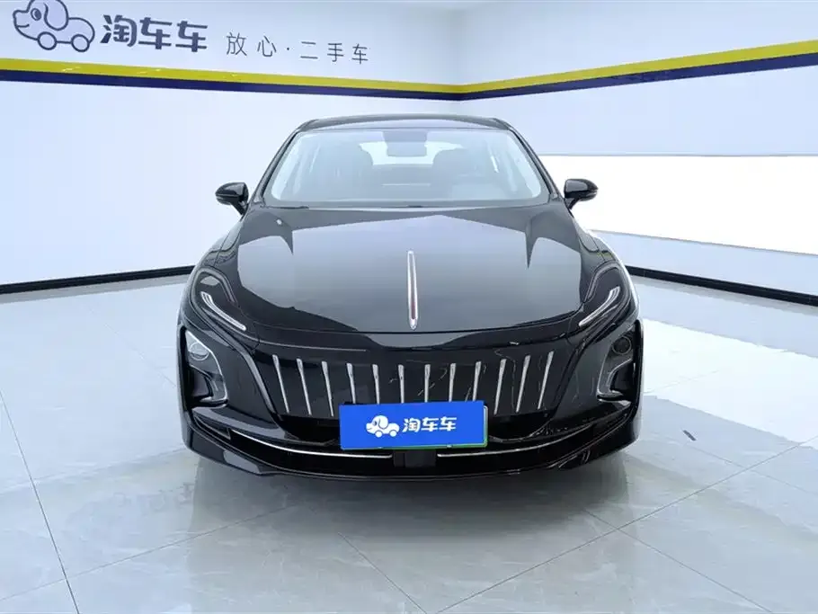 Hongqi E-QM5 — фото 2