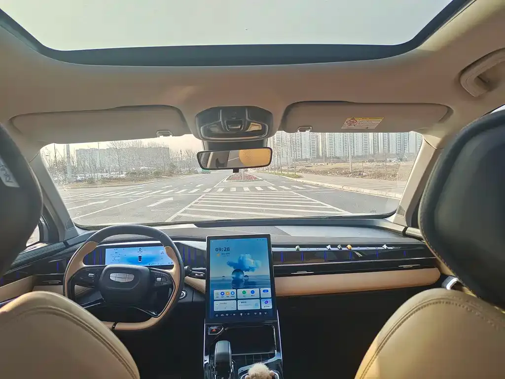Geely Boyue L 2023 из CN, фото 6