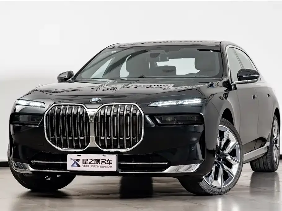 BMW 7 Series 2024 из CN, фото 4
