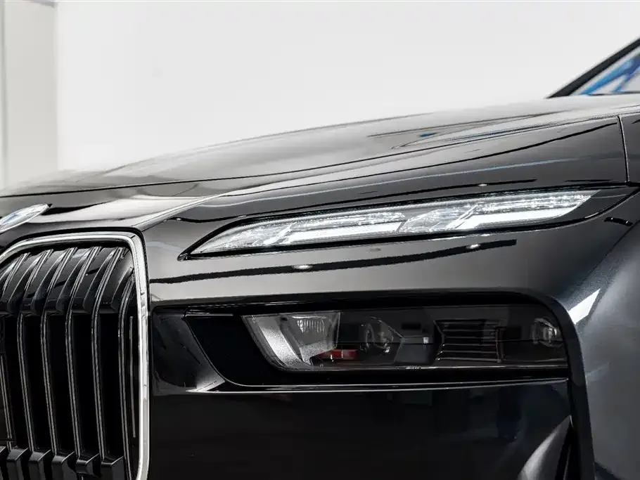 BMW 7 Series 2024 из CN, фото 2