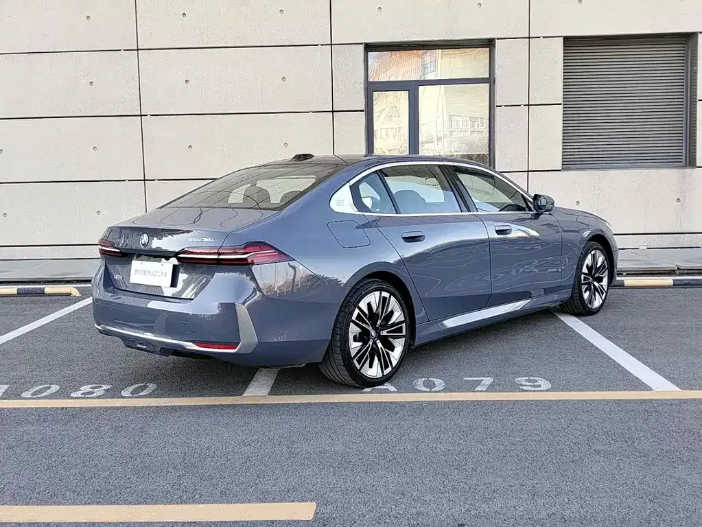 BMW i5 2024 из CN, фото 6