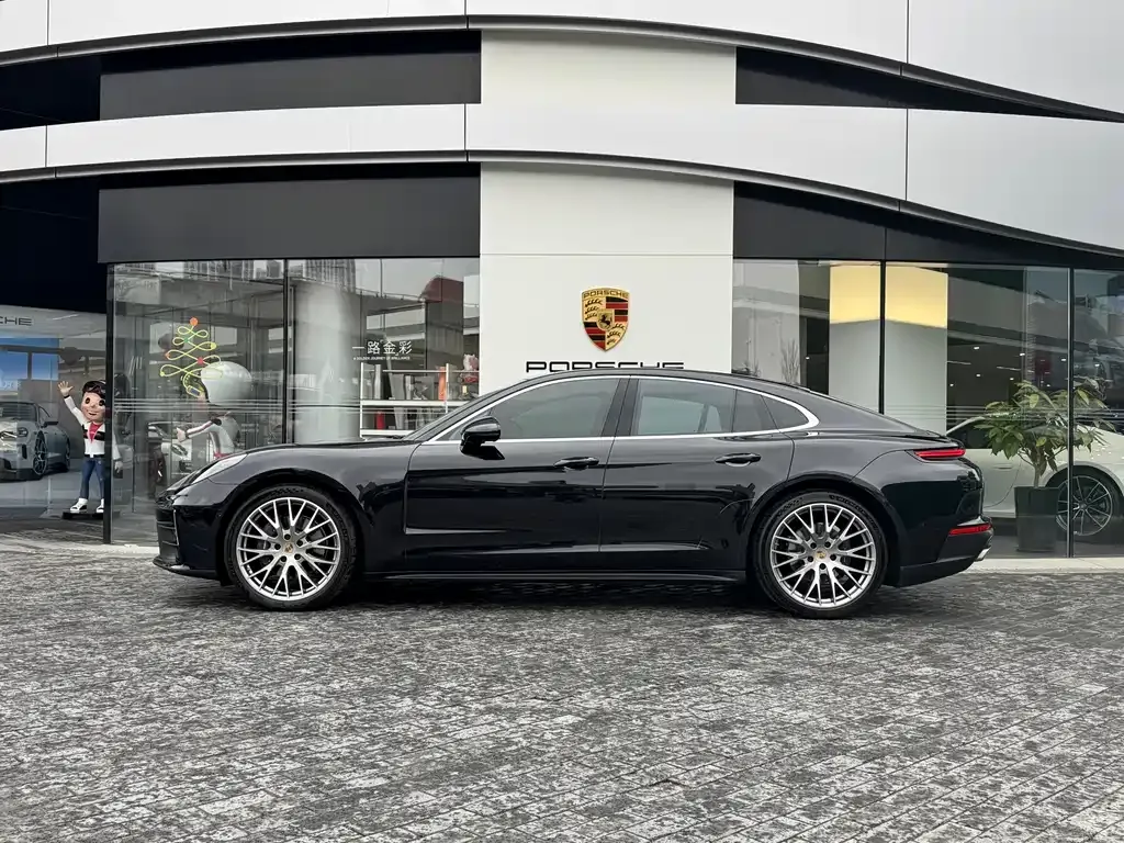 Porsche Panamera 2024 из CN, фото 8