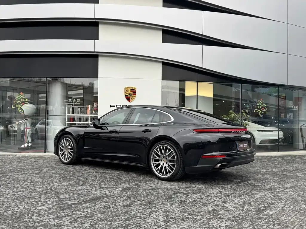 Porsche Panamera 2024 из CN, фото 3