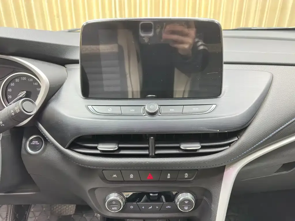 Buick Encore 2022 из CN, фото 9