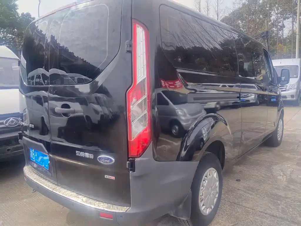 Ford Transit 2022 из CN, фото 7