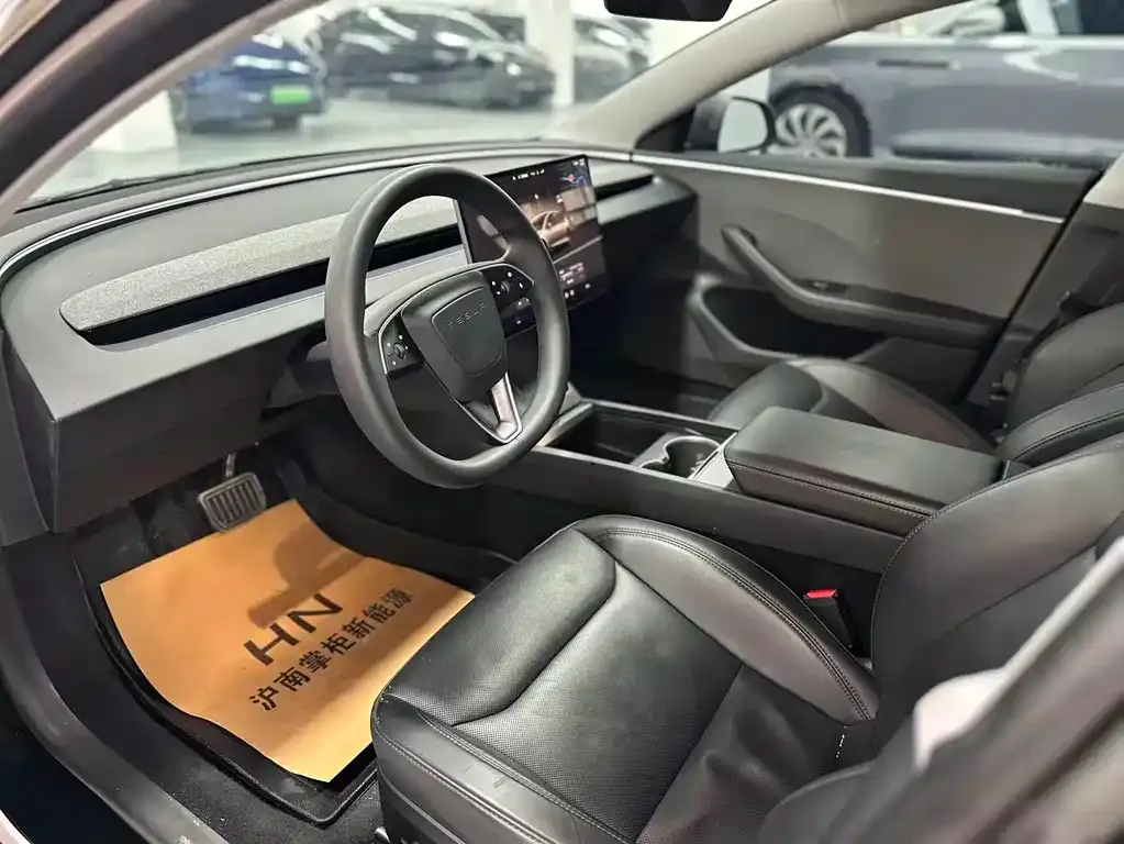 Tesla Model 3 2023 из CN, фото 9