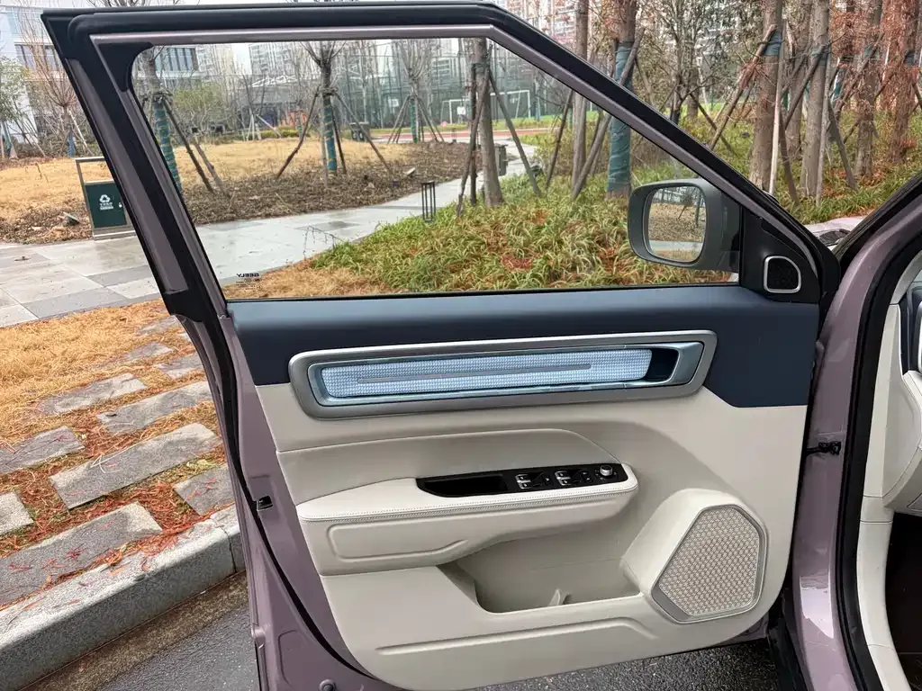 Geely Icon 2024 из CN, фото 5