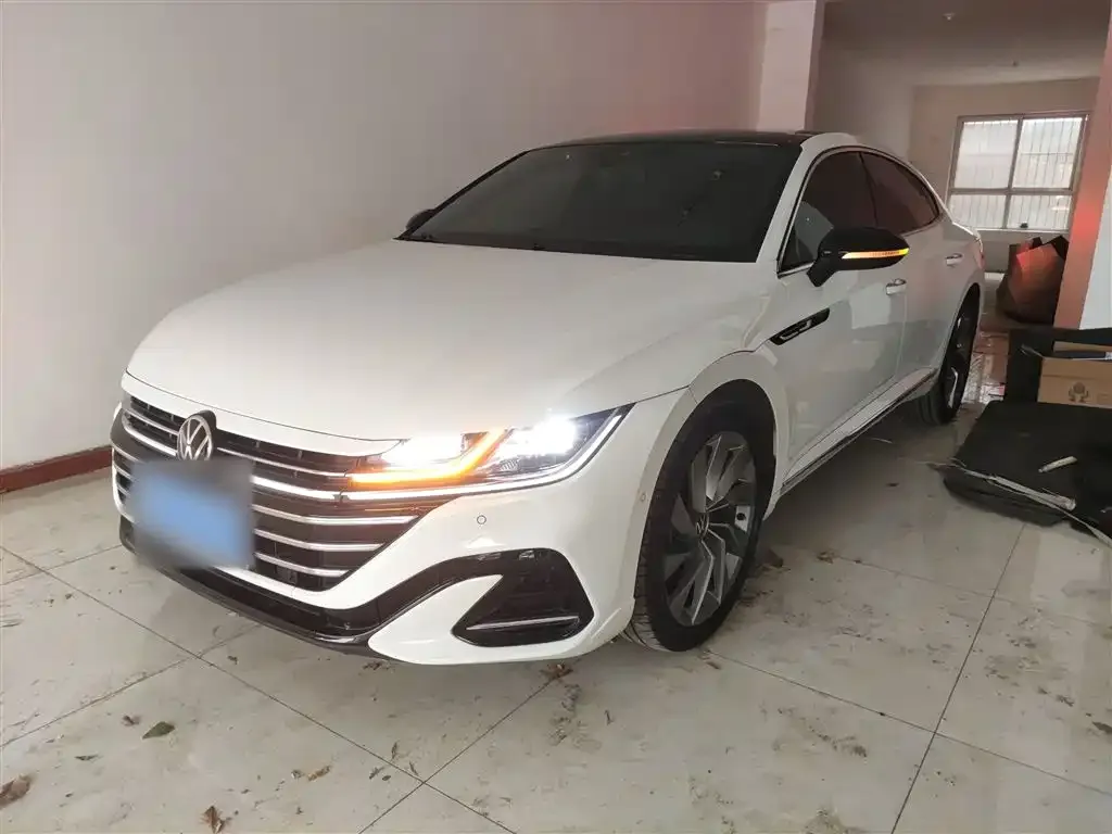 Volkswagen CC 2022 из CN, фото 1