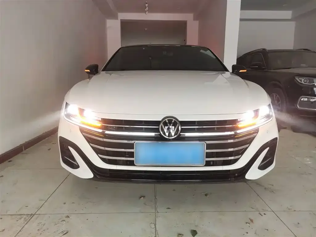 Volkswagen CC 2022 из CN, фото 4