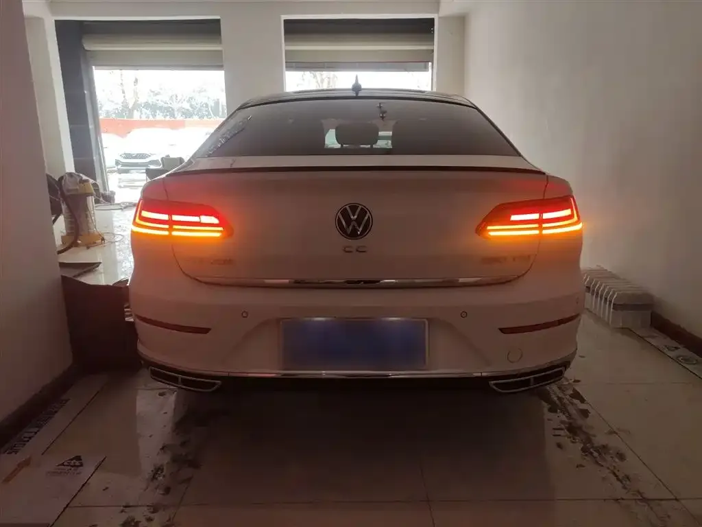 Volkswagen CC 2022 из CN, фото 10