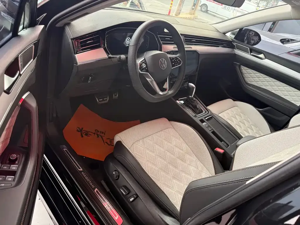 Volkswagen Magotan 2023 из CN, фото 10