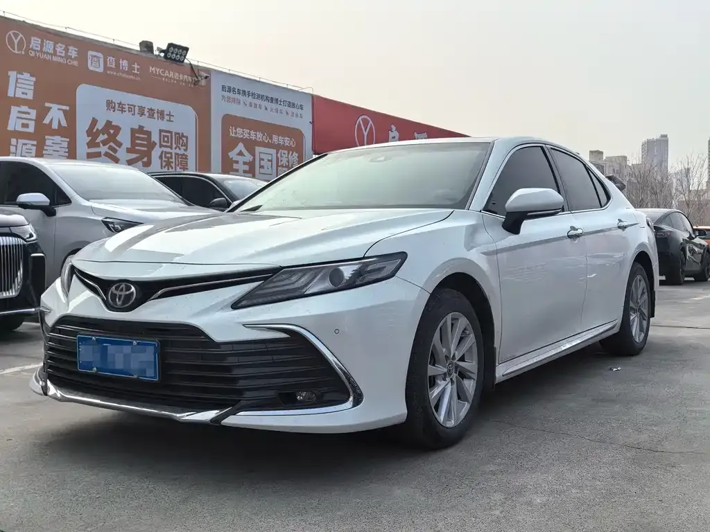 Toyota Camry 2024 из CN, фото 1