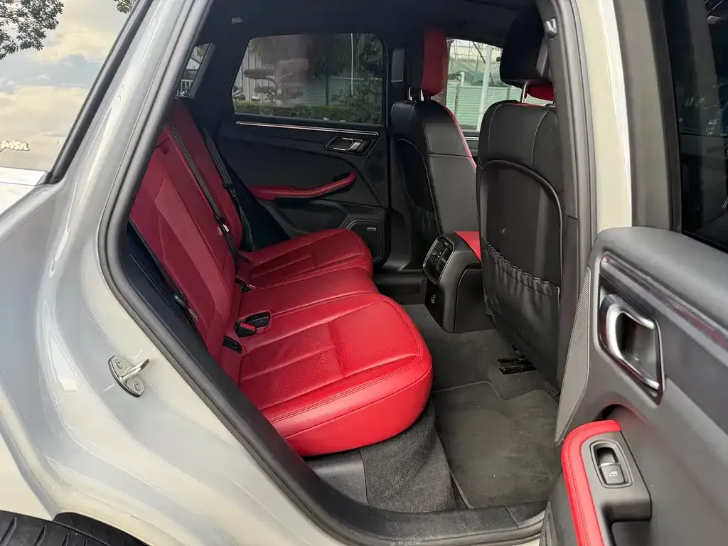 Porsche Macan 2021 из CN, фото 2
