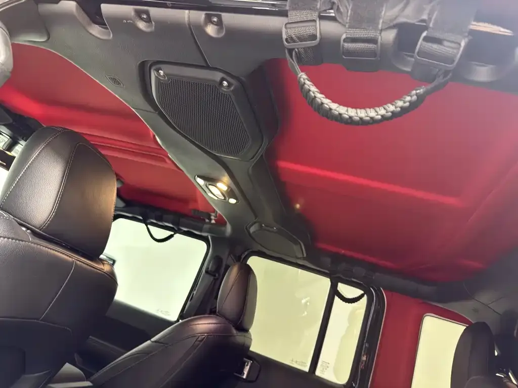 Jeep Wrangler 2021 из CN, фото 3