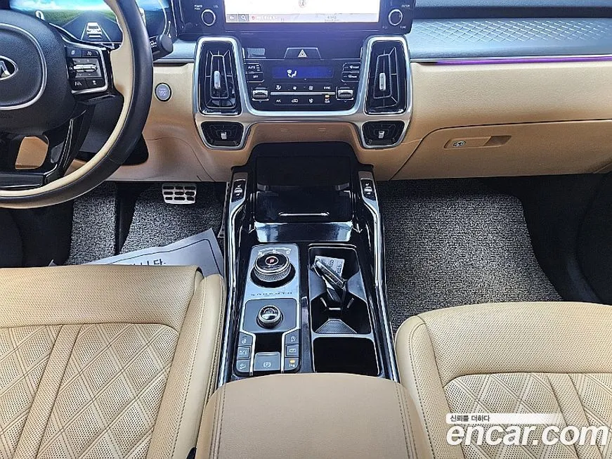Kia Sorento — фото 10
