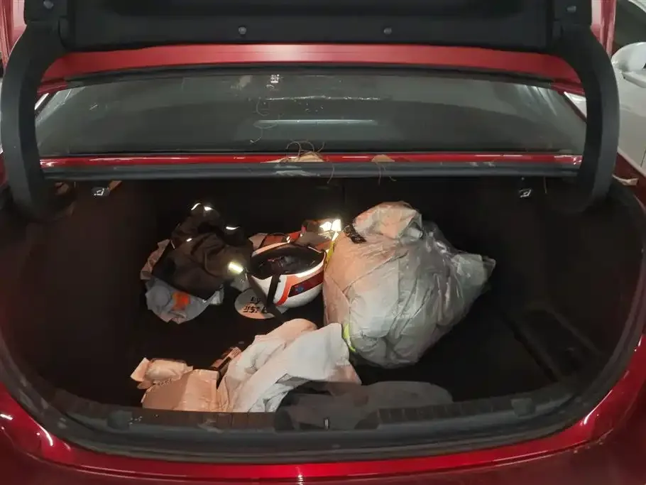 Mazda 3 Axela 2022 из CN, фото 5