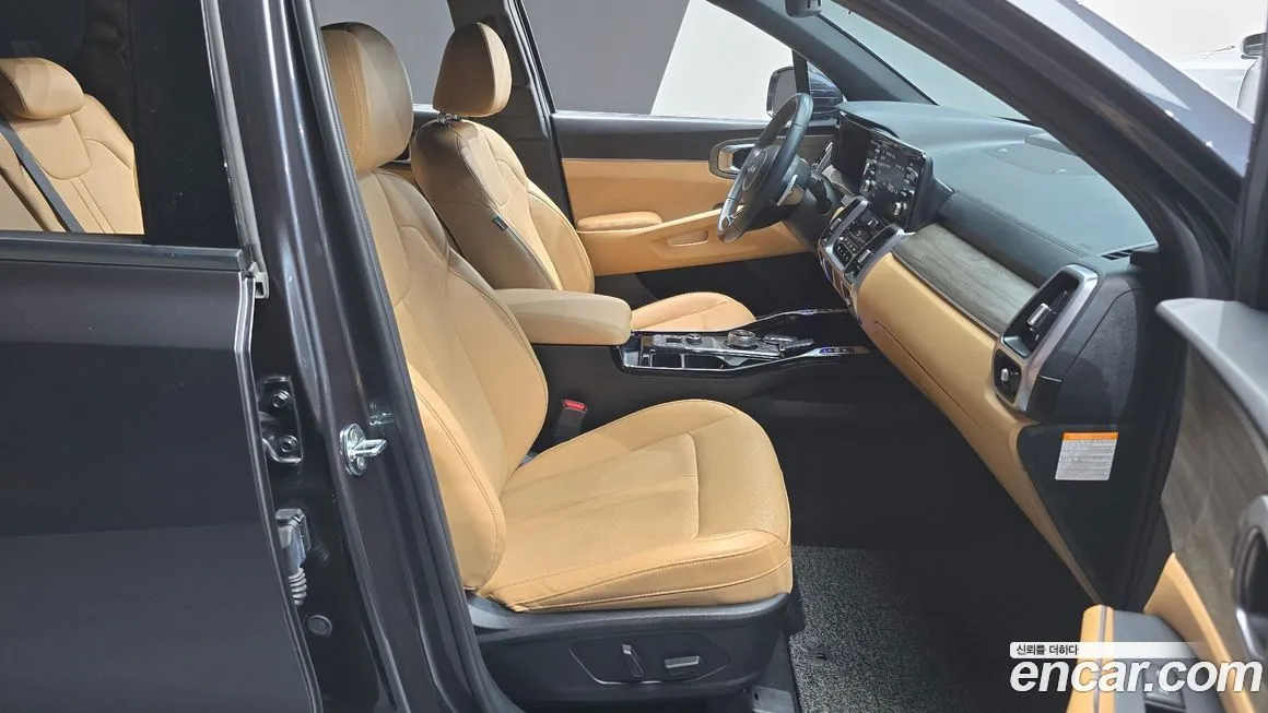 Kia Sorento — фото 9