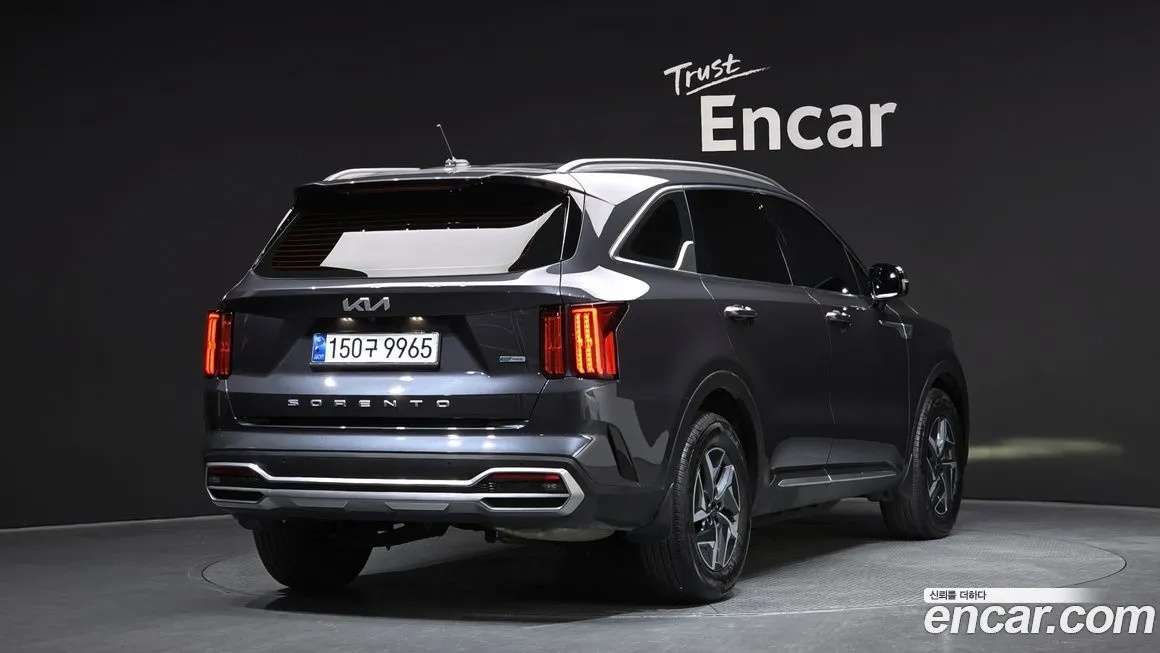 Kia Sorento — фото 3