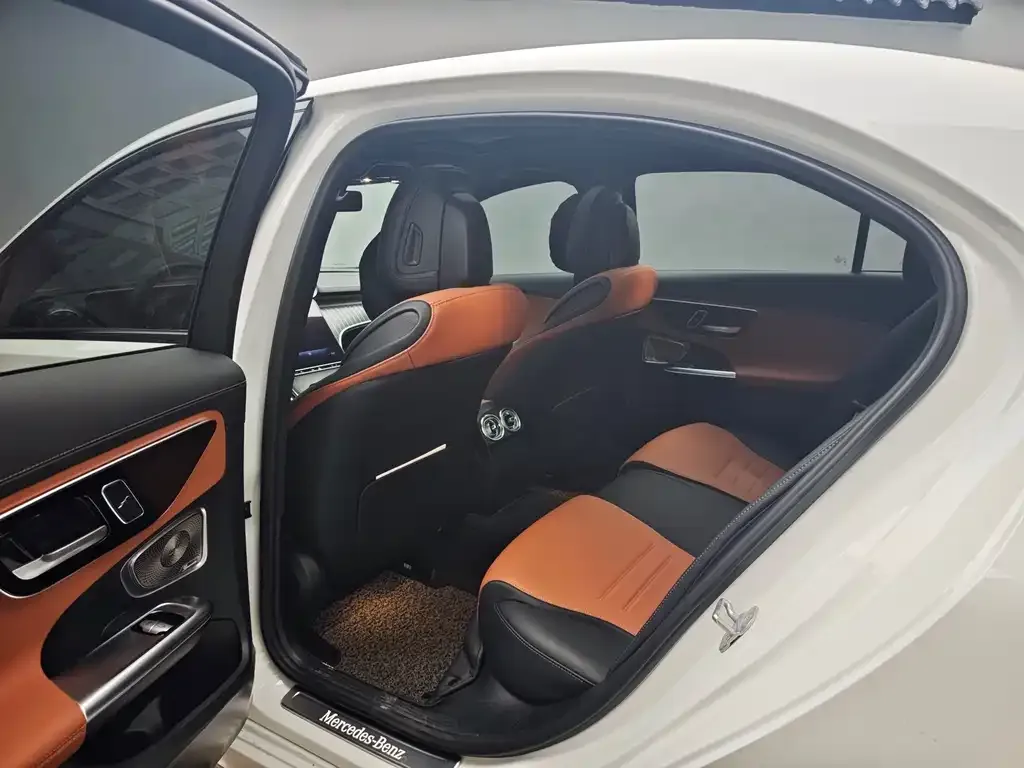 Mercedes-Benz C-Class 2024 из CN, фото 7